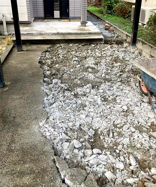 新潟市北区M様邸玄関アプローチリフォーム中