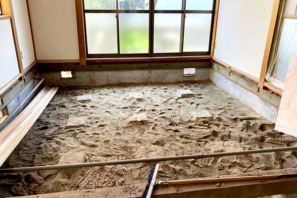 新潟市東区A様邸フルリフォーム事例_床下