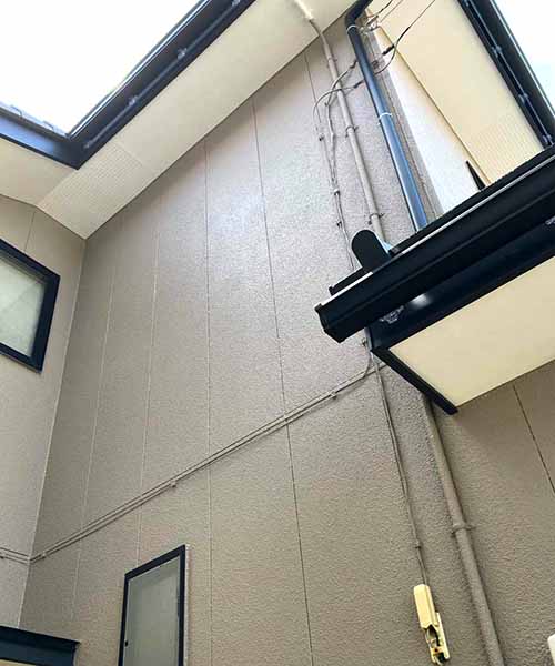 新潟市東区T様邸 外壁塗装後_雨樋設置