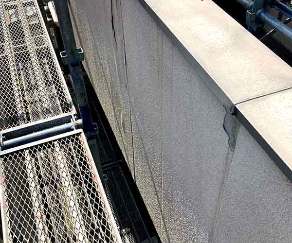 新潟市東区T様邸 屋根外壁リフォーム_バルコニー笠木部分