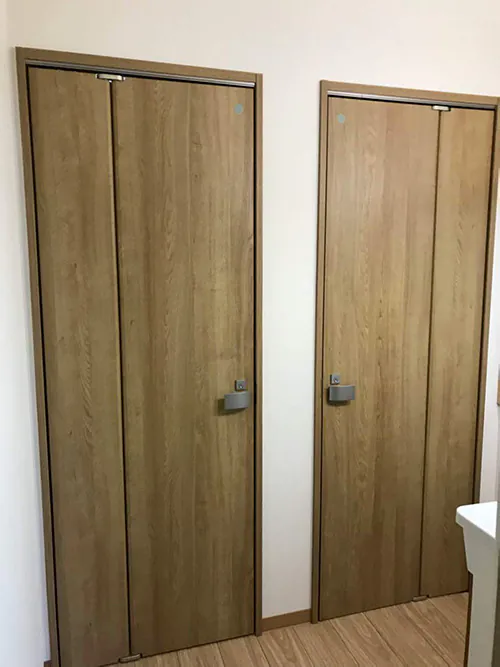 新潟市北区K様邸 トイレ等リフォーム後_トイレドア