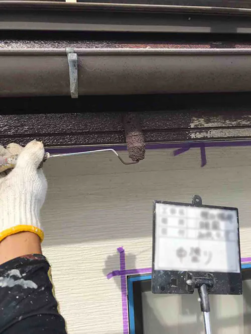 新発田市M様邸　外壁張替え中_木部塗装