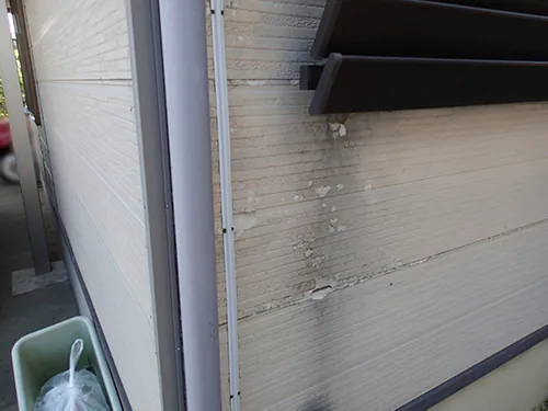新発田市M様邸　外壁張替え前_汚れ