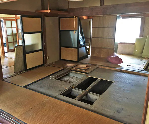 聖籠町I様邸　平屋リフォーム前_囲炉裏跡