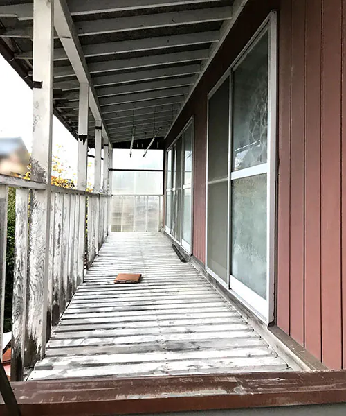 新潟市北区Y様邸　外壁リフォーム前_テラス