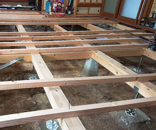 新潟市北区Y様邸　内装リフォーム中_床下補強