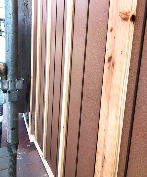 新潟市北区Y様邸 外壁リフォーム中_上張り