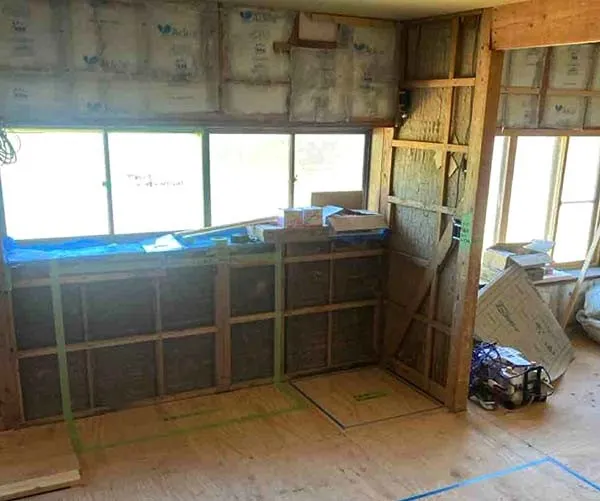 新潟市北区S様邸キッチンリフォーム中_断熱材