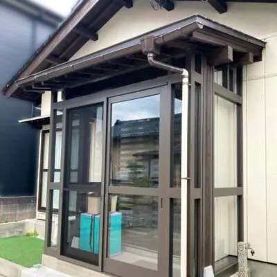 風除室（玄関フード）｜新潟市北区、東区、江南区、聖籠町、新発田市、阿賀野市のリフォーム