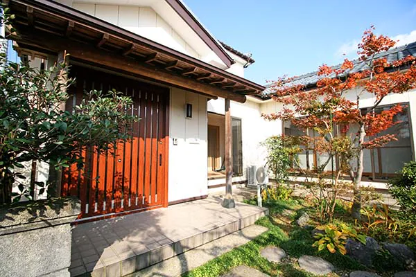 新潟市北区K様邸フルリフォーム後_玄関