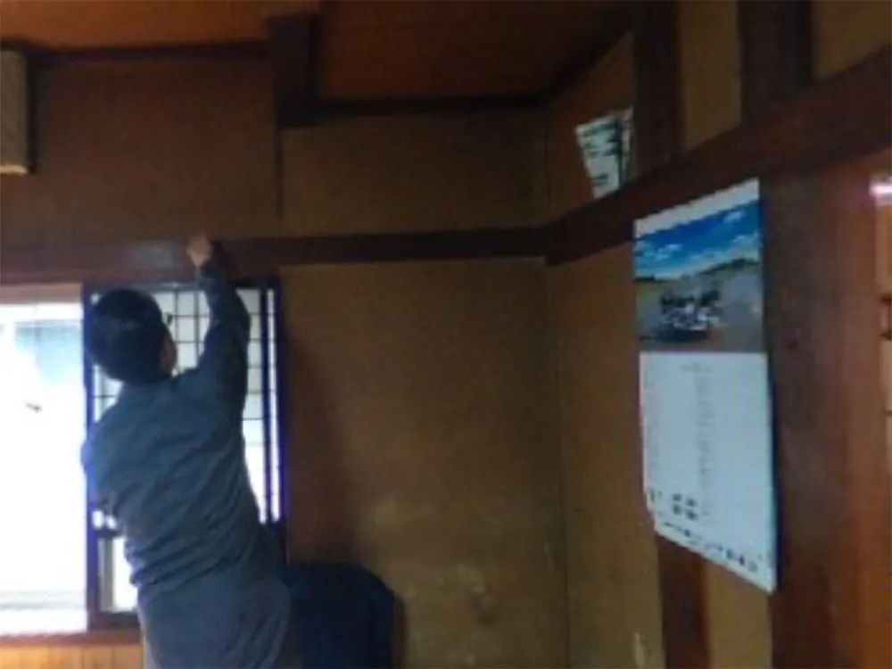 阿賀野市H様邸リビングリフォーム前_壁