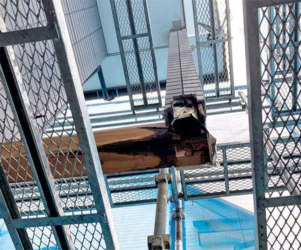 新潟市北区M様邸外壁リフォーム中_柱交換