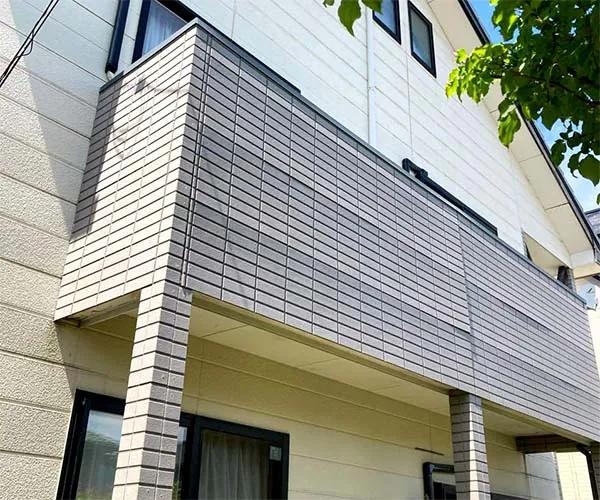 新潟市北区M様邸外壁リフォーム前_バルコニー部分