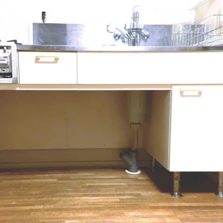 キッチンのバリアフリー化_足元の空間