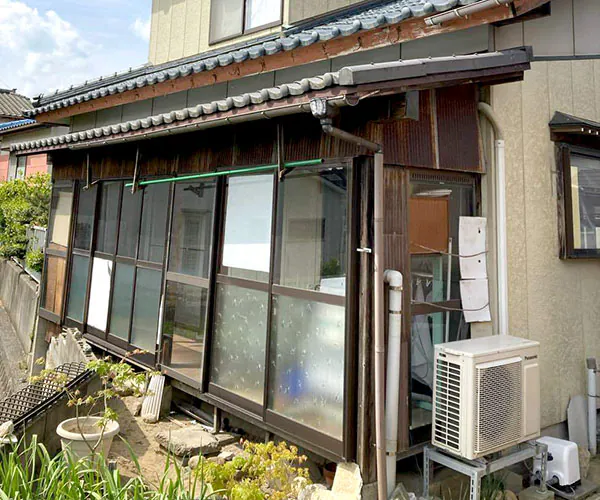 新潟市北区Y様邸フルリフォーム前_サンルーム