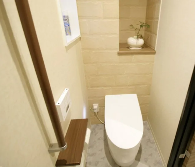 トイレリフォームで掃除が楽に