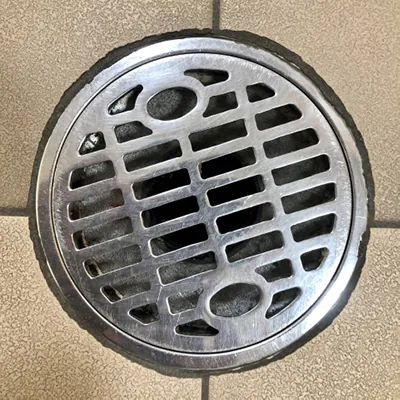 トイレの床の排水口