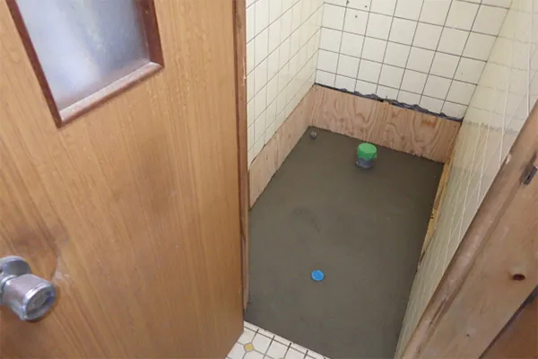 和式から洋式へトイレリフォーム中