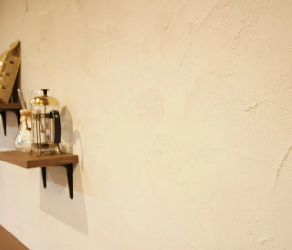 ペットの爪が立たないシラス壁