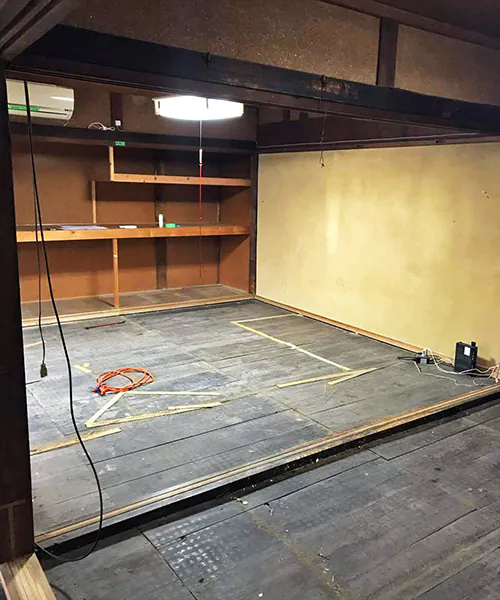 新発田市I様邸リビングリフォーム中_畳を上げた床