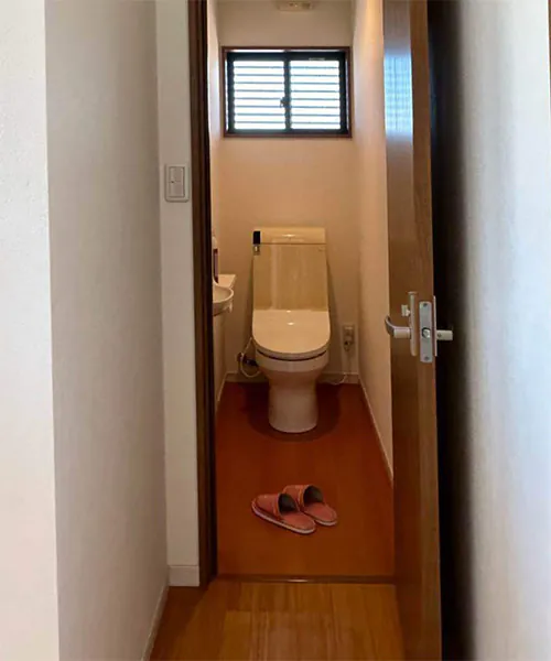 新潟市北区K様邸二世帯リフォーム前_トイレ