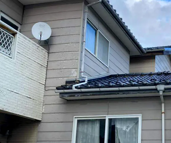 新潟市北区D様邸外壁リフォーム前_凍害