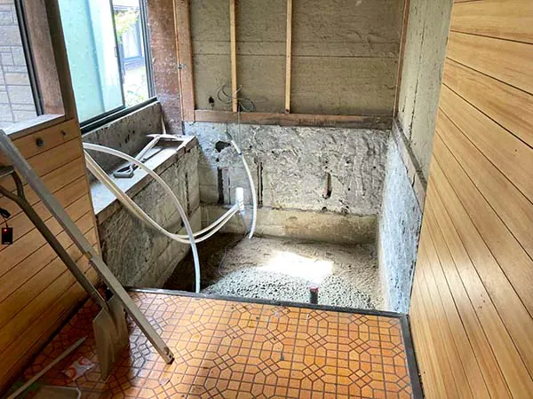 新潟市北区K様邸水まわりリフォーム中_解体