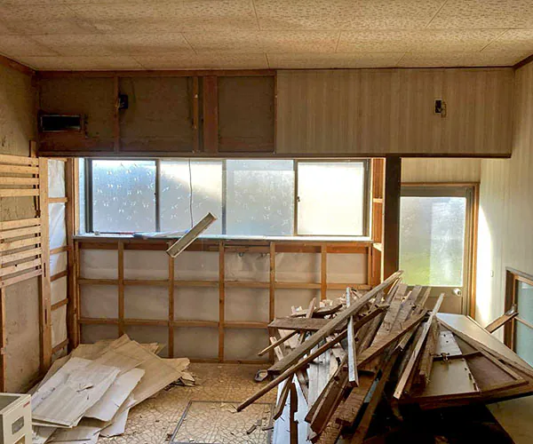 新潟市北区K様邸水まわりリフォーム中_キッチン撤去
