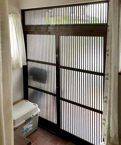 新潟市北区I様邸玄関リフォーム前_内側