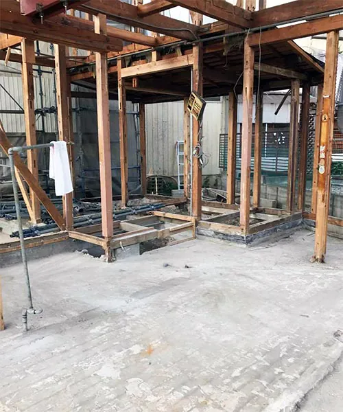 新潟市東区H様邸　フルリノベーション中_スケルトン
