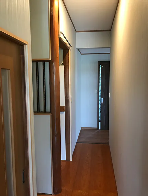 新潟市北区S様邸リフォーム後_玄関前廊下