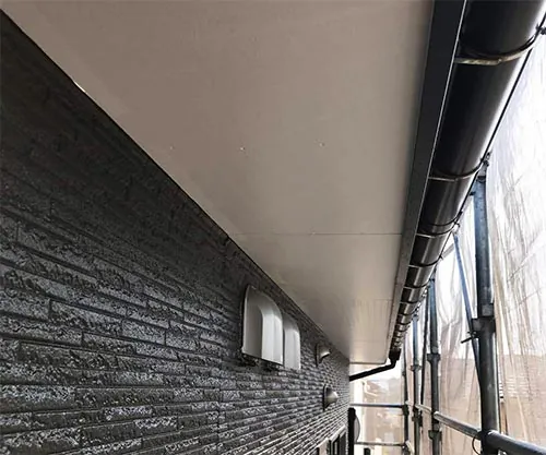 新潟市北区A様邸　外壁塗装後_軒天