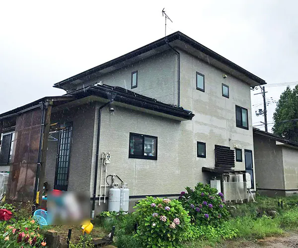 新潟市北区G様邸外壁リフォーム前_外観
