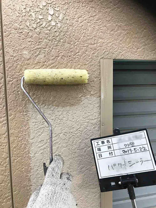 新潟市北区M様邸　外壁リフォーム中_シーリング