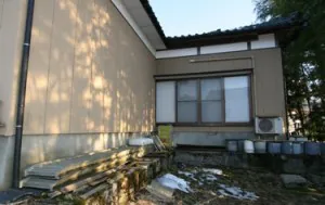 新潟市北区I様邸介護リフォーム前_外観