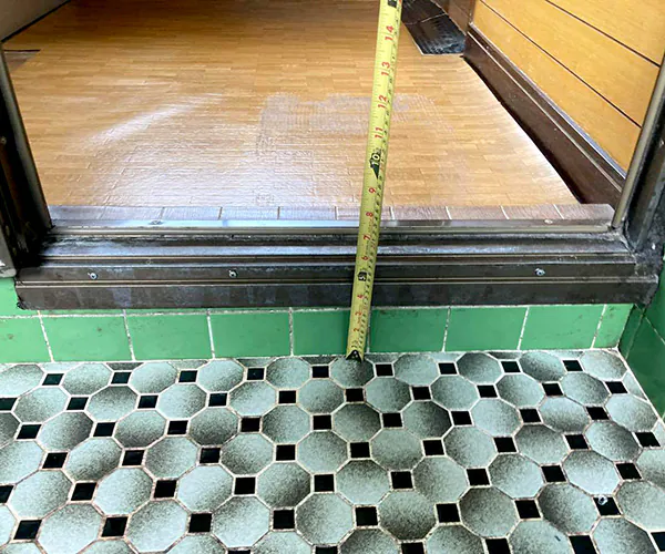 新潟市江南区Y様邸_お風呂リフォーム前_段差