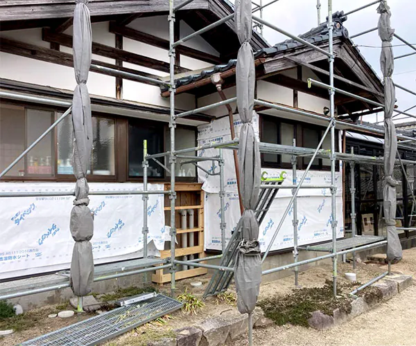 阿賀野市I様邸　外壁リフォーム中_外壁上張り