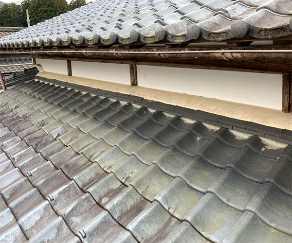 阿賀野市I様邸　屋根リフォーム前_雨押さえ