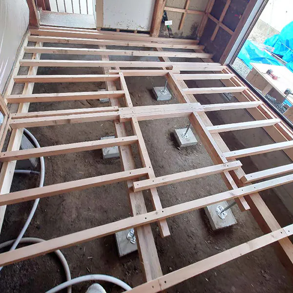 阿賀野市A様邸　床のリフォーム中