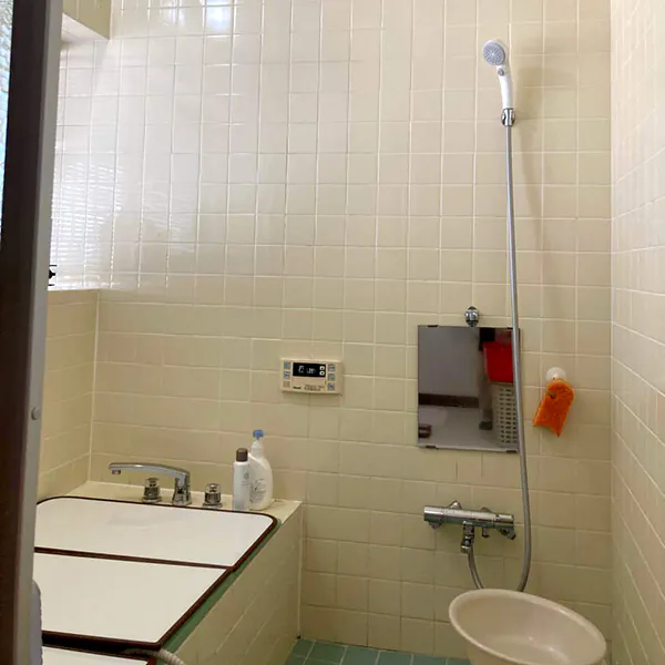 新発田市S様邸お風呂リフォーム前_浴室