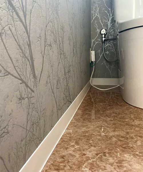 新潟市北区T様邸　トイレリフォーム後_壁紙