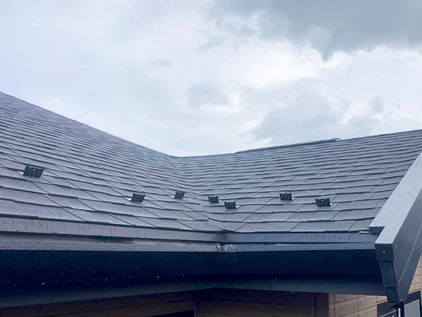 新潟市北区H様邸屋根リフォーム後_カバー工法