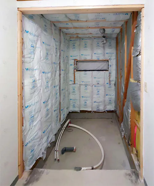 新発田市K様邸水まわりリフォーム中_断熱材