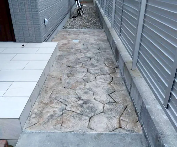 新潟市東区M様邸外構リフォーム後_石畳